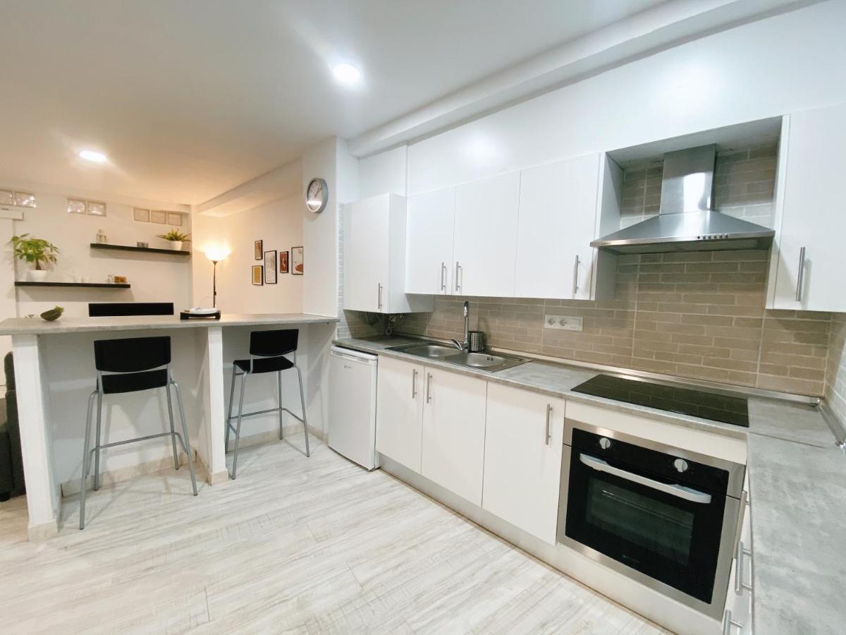 Gmc Turistics - Great Apartment For Groups & Families Malaga Bagian luar foto