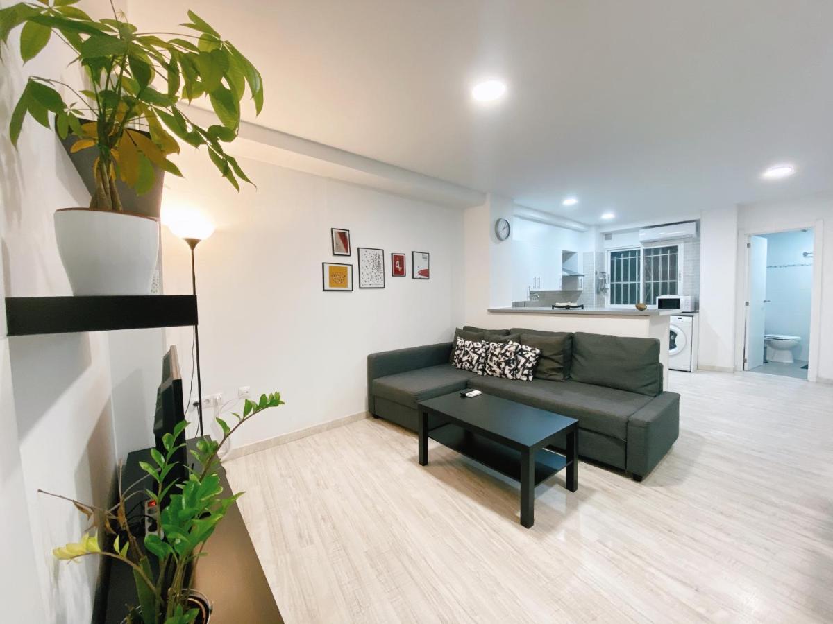 Gmc Turistics - Great Apartment For Groups & Families Malaga Bagian luar foto
