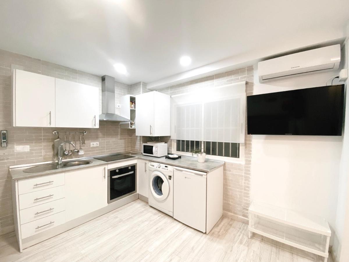 Gmc Turistics - Great Apartment For Groups & Families Malaga Bagian luar foto